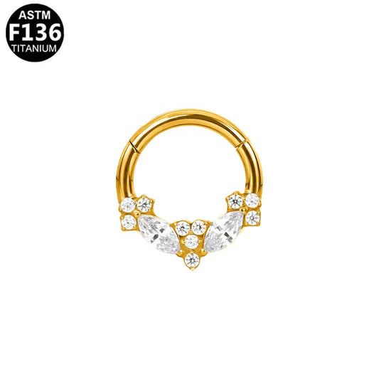 Piercing Argolla Dorado Con Horse Eye Acostado Y Zirconias Sobre